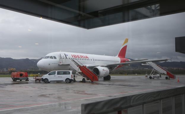 «Sentimos un golpe seco y un fogonazo cuando el rayo alcanzó al avión»