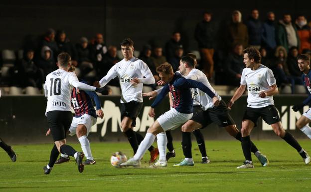 El Eldense congela a un inofensivo Real Unión