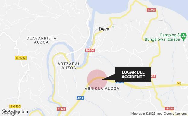 Una mujer herida en un accidente en la AP-8 a la altura de Deba