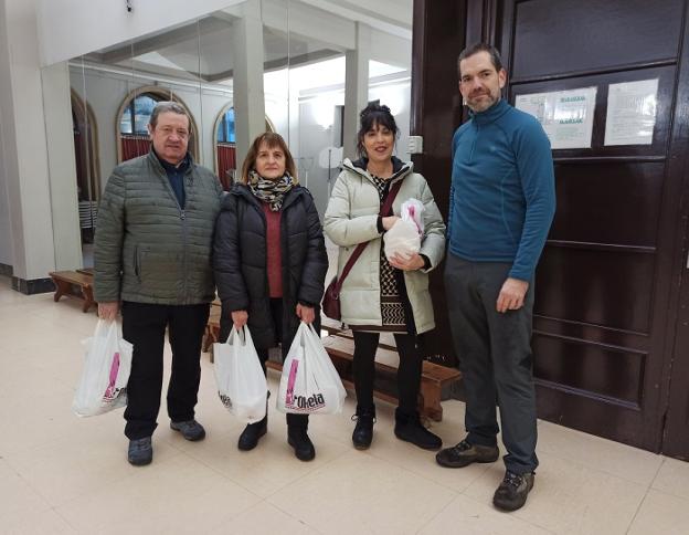 Korosti entrega los premios de su sorteo de Navidad y da las gracias a los participantes