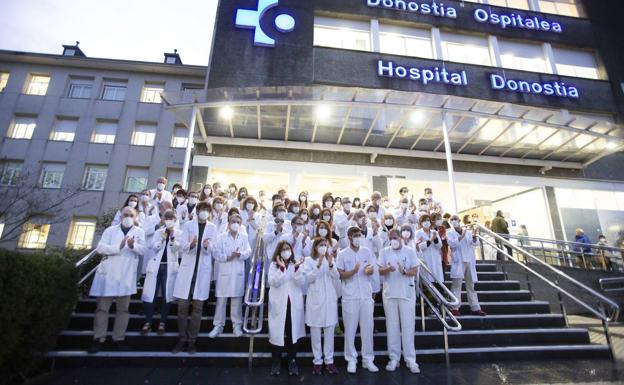 Los jefes de servicio mantienen los plantes hasta que haya hechos «claros y concretos» de Osakidetza