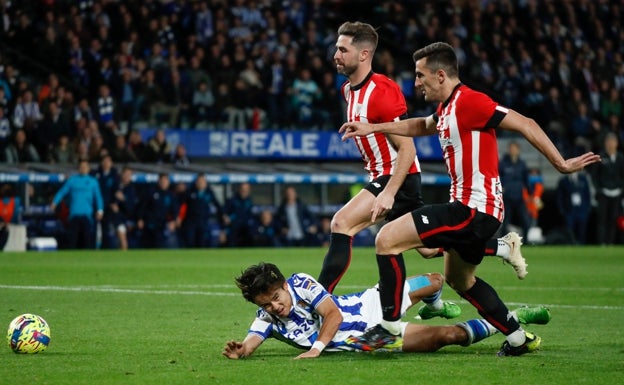 Take Kubo se apunta a la batalla del Camp Nou