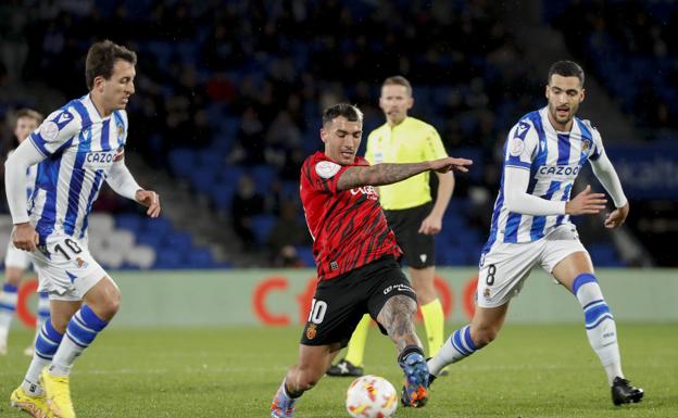 Mikel Merino, baja hasta finales de febrero