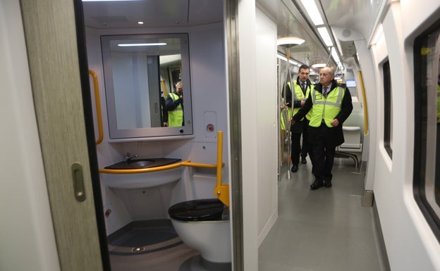 Trenes más largos y con baño para el Topo que viene