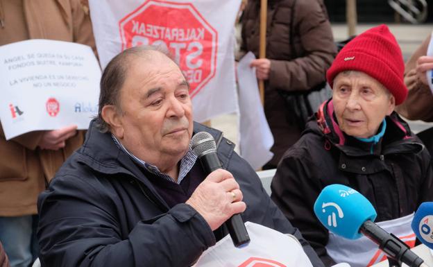 «He pagado todas las cuotas, he hecho lo que me dijeron y ahora quieren echarme de casa»
