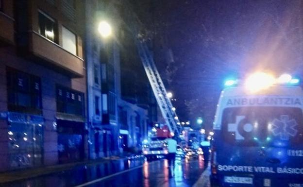 Muere un anciano de 90 años al incendiarse su piso en Bilbao