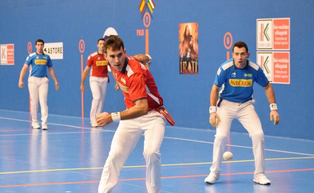 Dos parejas casi descartadas