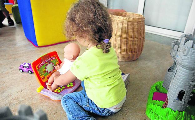 La Diputación trabaja con Ertzaintza y Fiscalía para localizar «cuanto antes» al niño raptado en Donostia