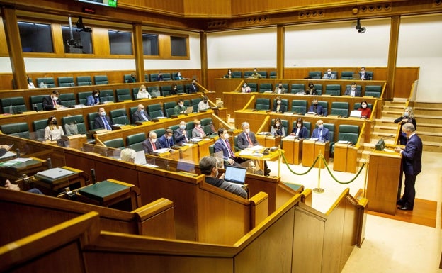 El Parlamento Vasco retoma este jueves su actividad con el 28-M como gran punto de inflexión