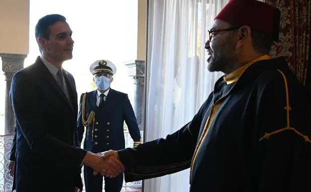 Mohamed VI no recibe en Rabat a Sánchez, aunque le cita para una próxima visita