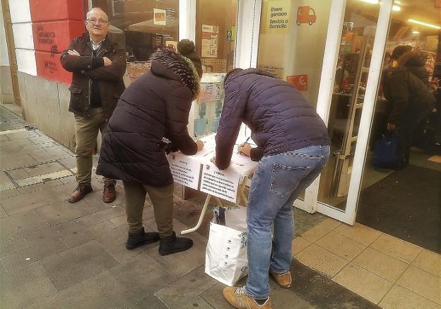 Buztintegi presentará más de 1.700 firmas en Osakidetza