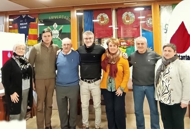 Reconocen a los donantes de sangre por su aportación