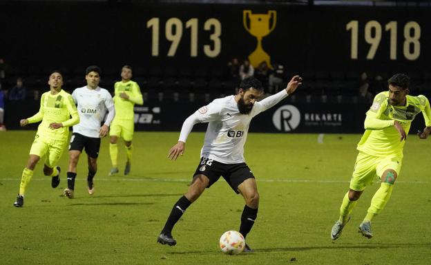 Reparto de puntos en Gal (2-2)