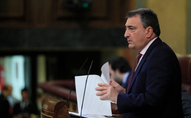 El PNV denuncia que el Gobierno quiere dar «carpetazo» a la reforma de la ley del CNI