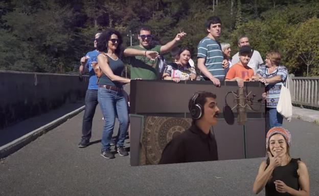 Las familias de Nuala protagonizan una canción y un videoclip de 'Bizipoza 3'