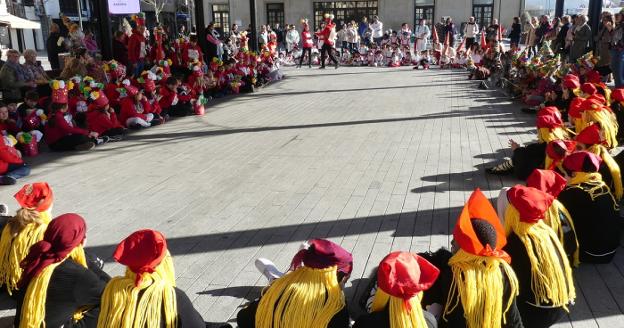 Inauteriek girotuko dute gaur herria