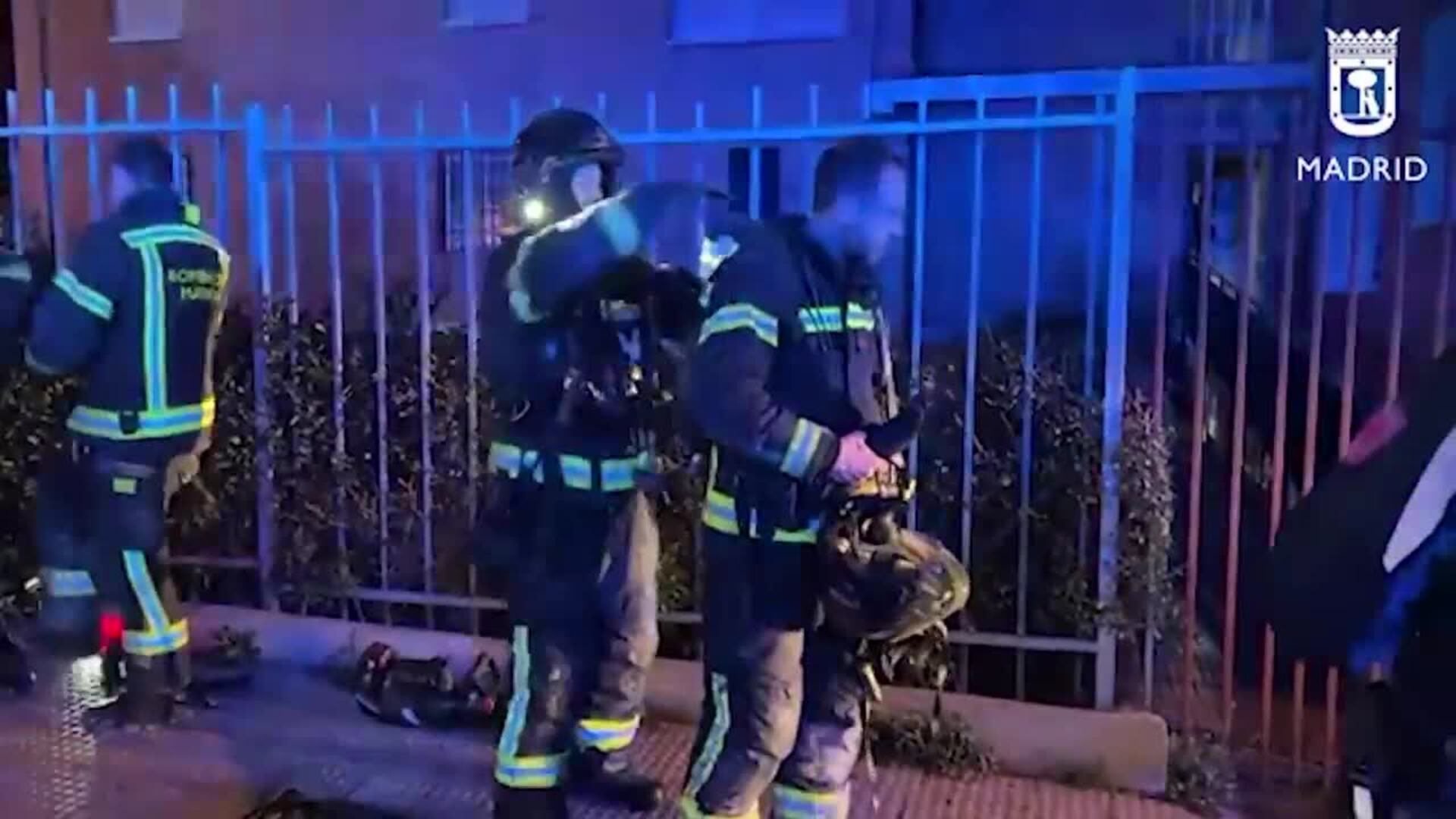 Mueren calcinadas dos personas en el incendio de su casa en Entrevías ...