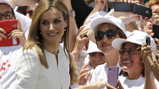 Doña Letizia: «Puedes llamarme Reina Felicidad»