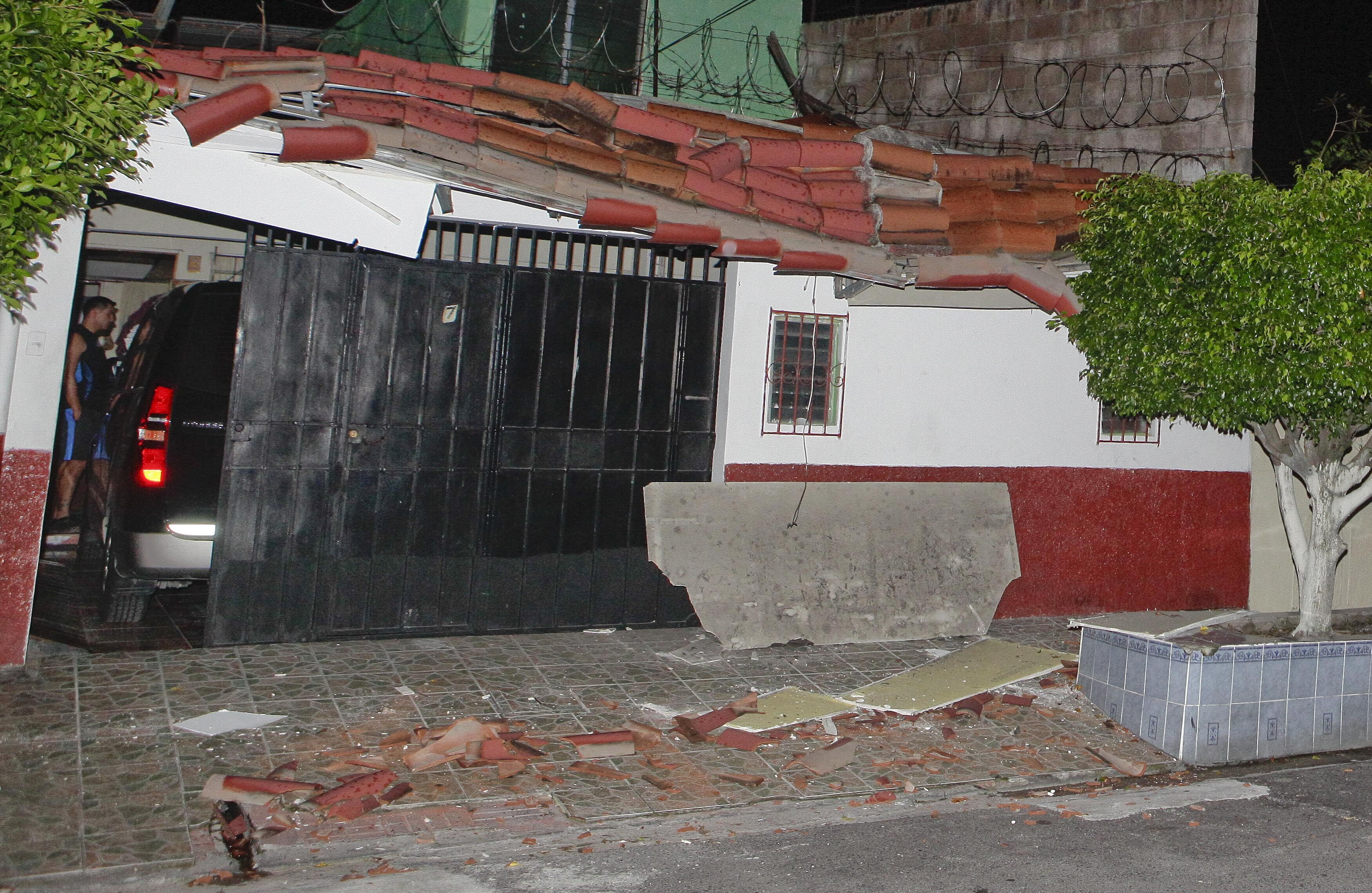 Un terremoto de 7,3 grados deja un muerto en El Salvador