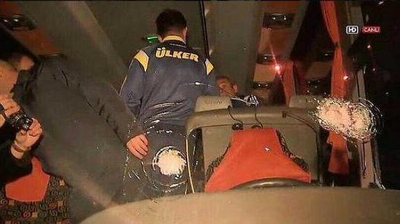 Tiroteado el autobús del Fenerbahce