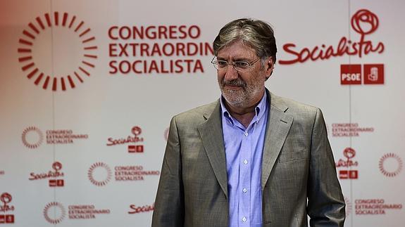 Pérez Tapias critica el «preocupante cariz autoritario» del cese de Carmona