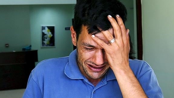 Los pasajeros dicen que el padre de Aylan conducía la barca que volcó