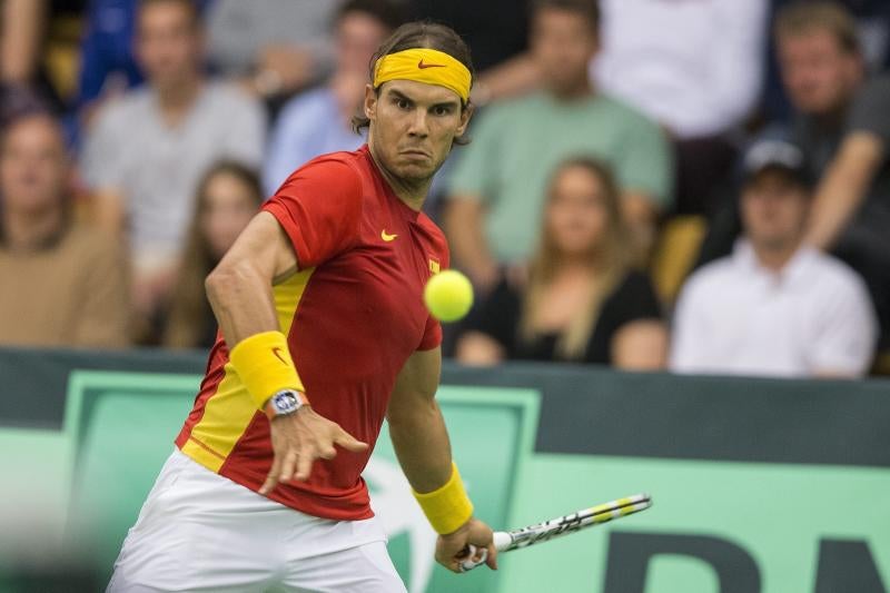 Nadal da el primer punto a España