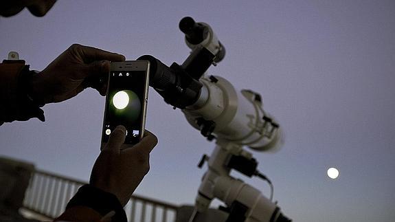 Dos por uno: eclipse y superluna