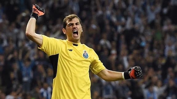 Casillas logra un nuevo récord