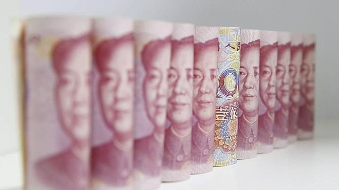 El yuan ya juega con los grandes