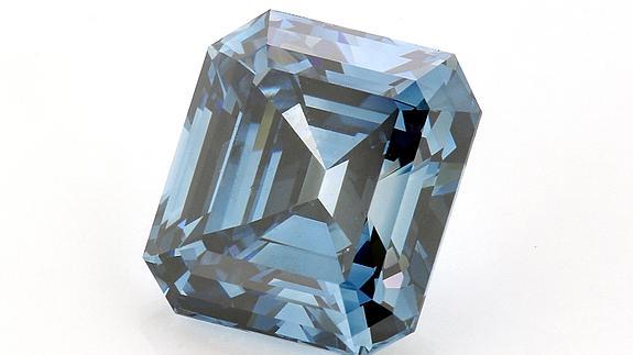 Presentan el diamante azul artificial más grande y sofisticado del mundo