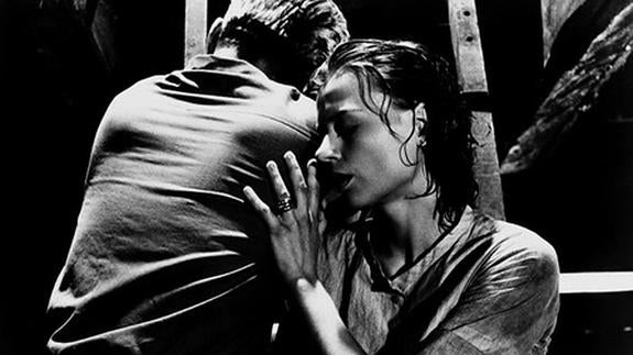 'Como en un espejo': vacío existencial