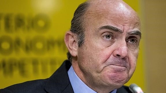 De Guindos augura un crecimiento para 2016 superior al previsto