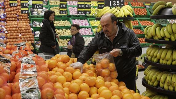 Los precios moderan su caída al -0,6 por el encarecimiento de los alimentos