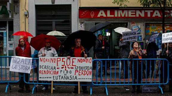 «No es no» bajo la lluvia