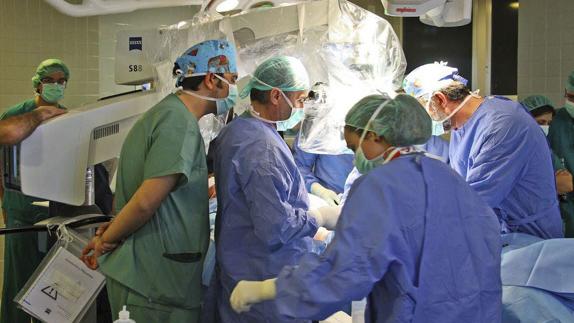 El sector sanitario ha perdido casi 55.000 puestos de trabajo desde el verano