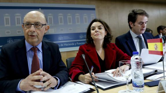 Montoro rechaza el déficit asimétrico que reclaman las comunidades gobernadas por el PSOE