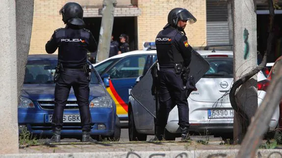 Detenido el hombre que se atrincheró en Madrid tras disparar a su expareja