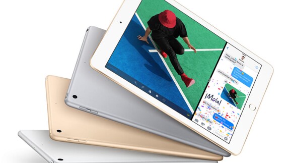 Apple presenta iPads más baratos y tiñe el iPhone 7 de rojo