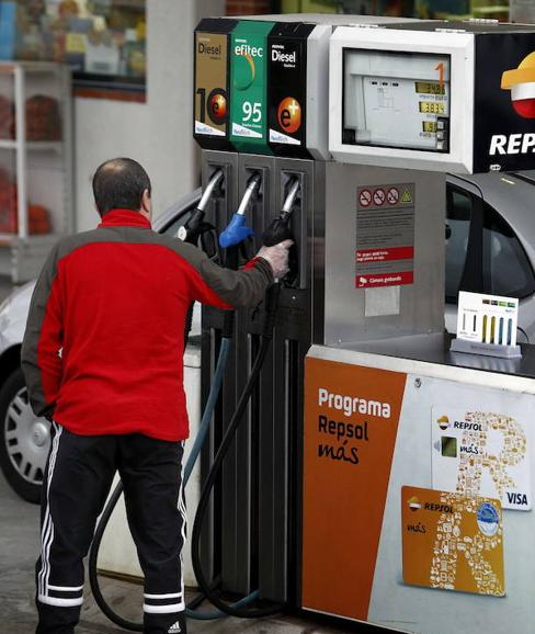 Vuelve el gasoil a menos de un euro