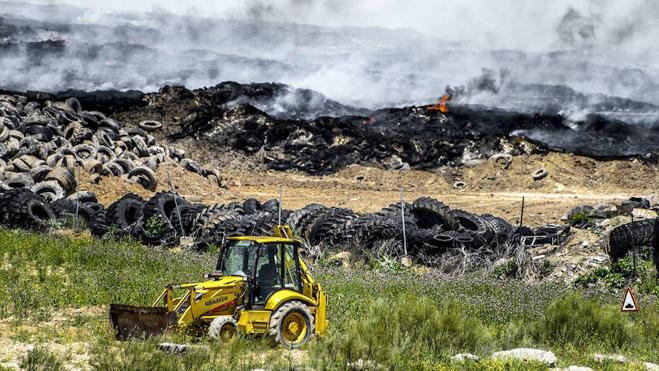 Una venganza entre cuñados desencadenó el incendio del vertedero de neumáticos de Seseña