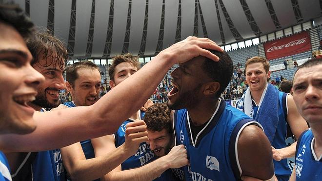 Un partido brillante sitúa al GBC más cerca de los play off