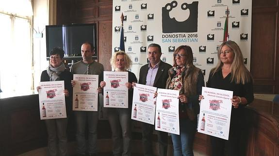 «Ez dugu alkoholismoa gaixotasun kroniko bat bezala ikusten, baina horixe da»