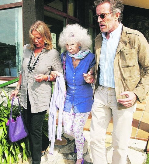 Un error daba a la duquesa de Alba el título de condestable de Eibar