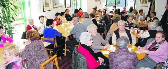 El Club Arbil come txistorra por Santo Tomás