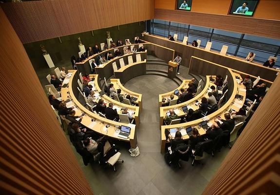 Las Juntas de Gipuzkoa investigarán las presuntas irregularidades en Bidegi