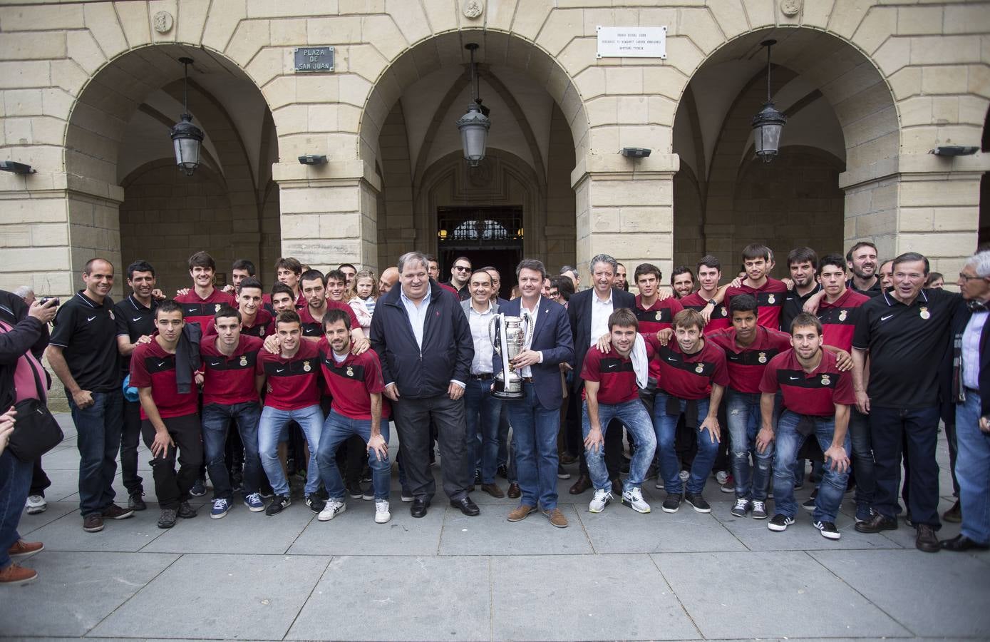 Irun homenajea al Real Unión por su triunfo en la Copa Federación