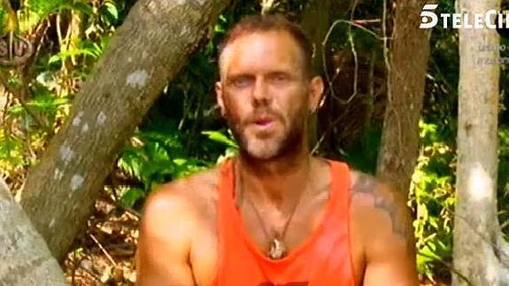 'Supervivientes' sanciona a Nacho Vidal, que arrastra a su equipo al lado oscuro