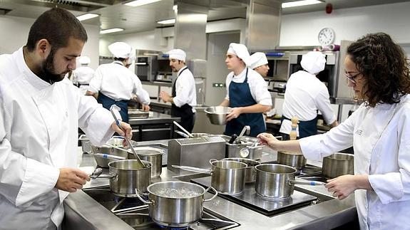 Un recetario sellará la alianza entre el Basque Culinary Center y Ecuador