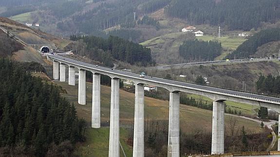 Adif Alta Velocidad adjudica por 191,7 millones de euros las obras de tres tramos de la 'Y' vasca